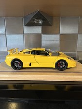 Bburago 1/18 Scale Diamonds