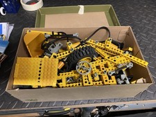 Lego Pneumatic JCB Digger