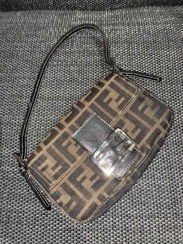 Fendi zucchino mini wristlet - zucchino,