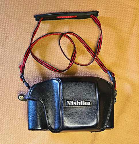 Nishika n8000 quadra - n8000, lens
