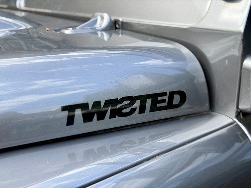 Twisted land rover - twisted,