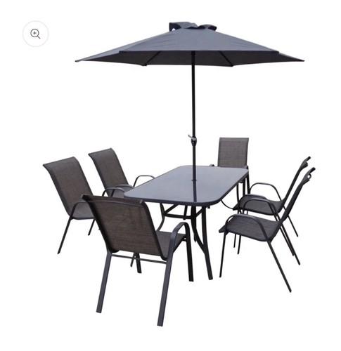 Montagu garden patio dining - garden,