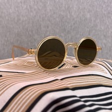 Vintage Willson Round