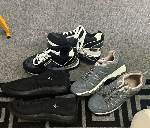 Mixed shoe bundle