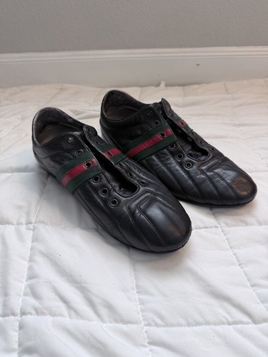 Authentic vintage gucci black - authentic,