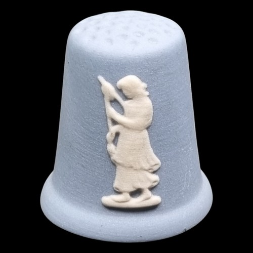 Wedgwood blue jasperware - blue,