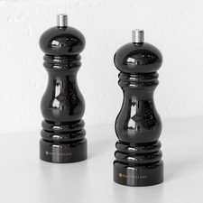 Set of 17.5cm Black Salt and