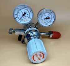 BOC HiQ® BASELINE Six-port Cylinder Regulator. Model C106X/2B: 7BAR-BS3-1/4NPTF