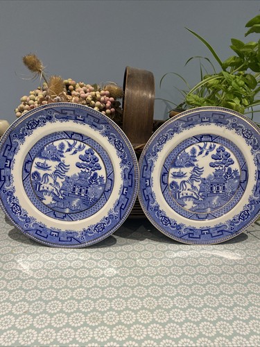 Two vintage willow pattern - vintage,