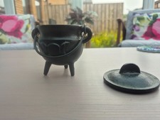 Small Cast Iron Witches Cauldron Triple Moon Design Pagan Wicca Altar Halloween 