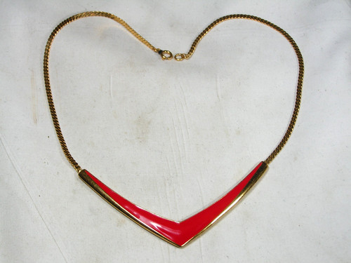 Vintage trifari gold tone - gold, tone,