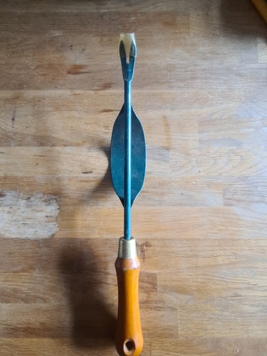 Vintage garden long weeder - vintage,