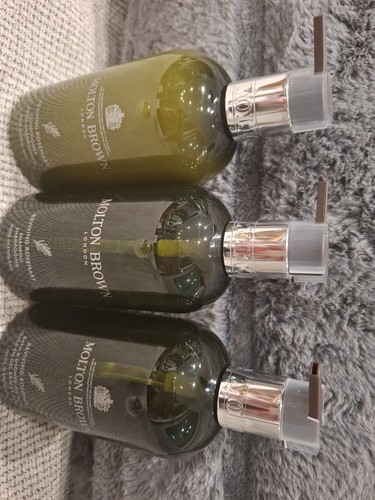 Molton brown london - molton,