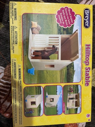 Breyer hilltop stable no596 - breyer,