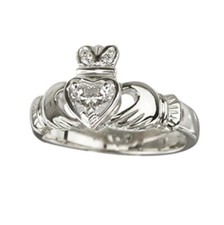 STERLING SILVER CLADDAGH RING