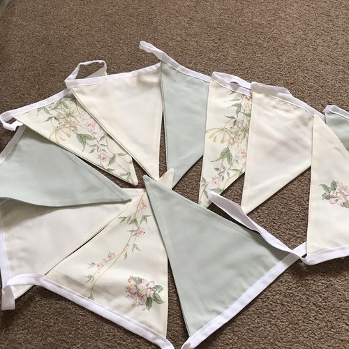 Bunting vintage fabric - 3m,