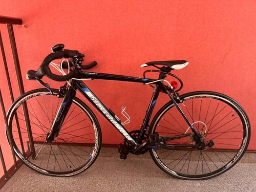 Silverback strela road bike - 3,