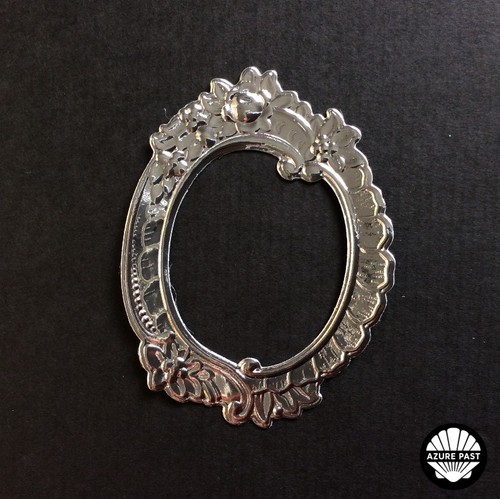 Die cuts embellishments - 10,