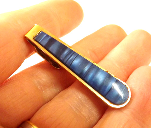 Vintage 1950s 1960s - tie, clip