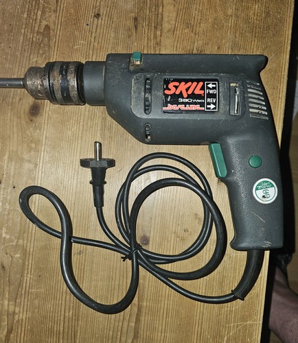 Skil drill machine 380 240 - machine, w