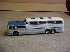CORGI VINTAGE BUS LINES GM4501
