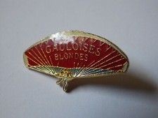Vintage pin collector - vintage,