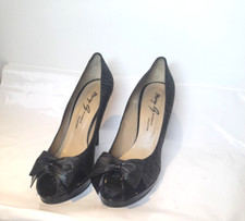 Mary G by Ultimate Collection