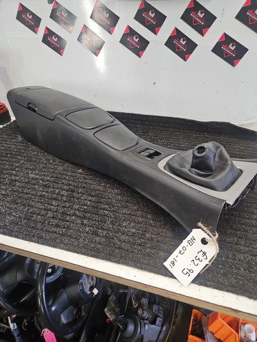 Mazda mx5 center console - center,