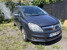 Vauxhall Zafira B 1.8 Petrol Manual Breaking Spares Full Car Wheel Nut 2007/2014