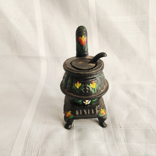 Miniature cast iron pot belly - cast,