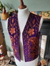 1970s Embroidered Floral