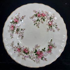 Vintage Royal Albert Lavender Rose Fine Bone China Dinnerware Tea Set