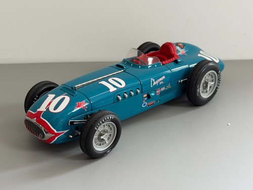 Carousel 4504 18 scale - #4504, 1:18