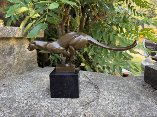 Art deco bronze running - deco,