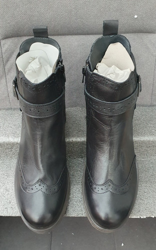 Moda pelle size - in,