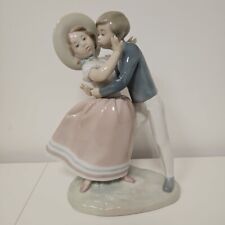 Lladro 4856 Waltz Time Boy Kissing Girl Figurine Retired 10" x 8" 1974 Issued