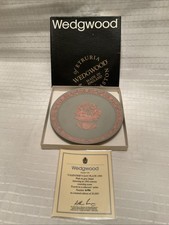 Wedgwood Grey & Pink Jasperware 1985 Valentine Plate ~ Boxed & Certificate ~rare