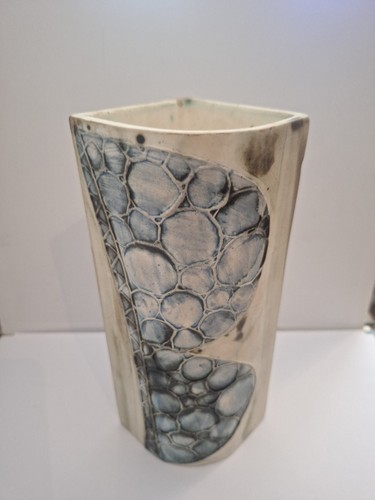 Carn pottery vase pb16 - ,