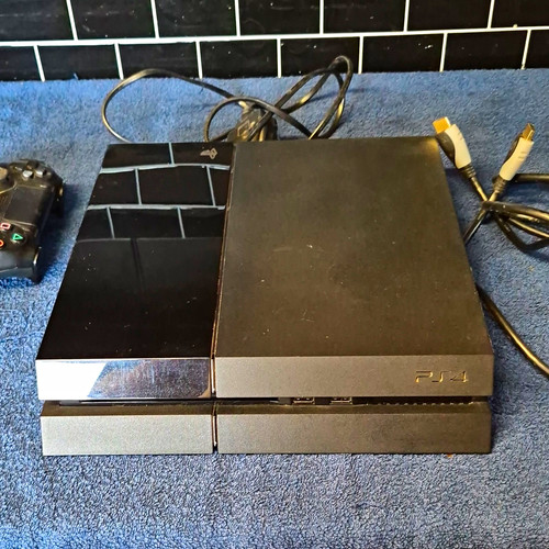 Sony playstation ps4 - 4,