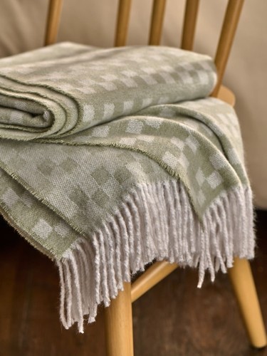 Super stylish sage green - super,