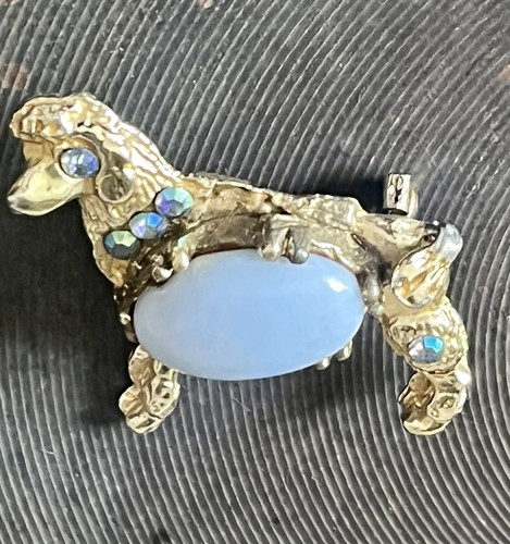 Poodle dog brooch - brooch, tone