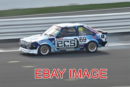 Photo stephen yates 1985 - ,