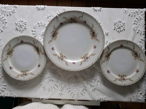 Wall hanging dresser plates - hanging,