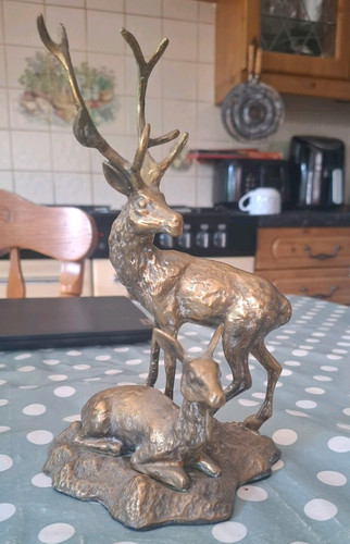 Solid brass stag doe - brass,