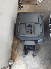 Ford Tourneo Second Row Seat With Built In Seat Belt And Buitl In Cap Hoders