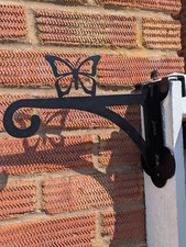 Easy fit Hanging basket brackets butterfly design for concrete fence posts