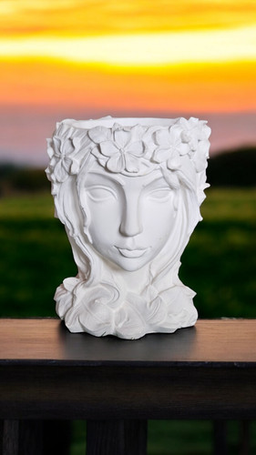 Latex and fibreglass - latex, mould