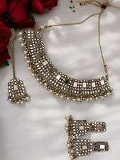 Women’s  4 Pieces Jewellery