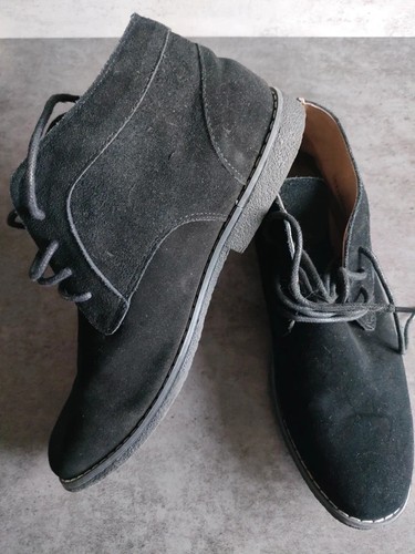 Malvern black suede desert