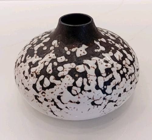 Vintage halifax shelf pottery - vintage,